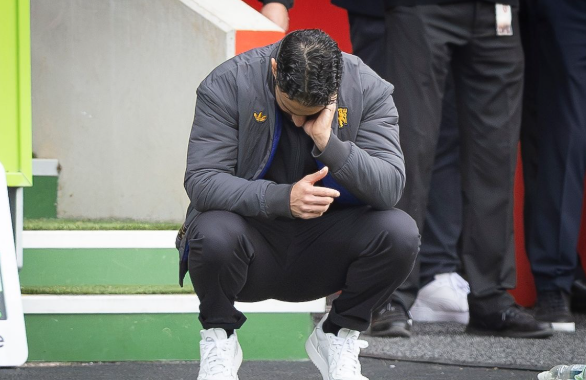 防线告急！曼联9轮丢15球，16轮仅1零封