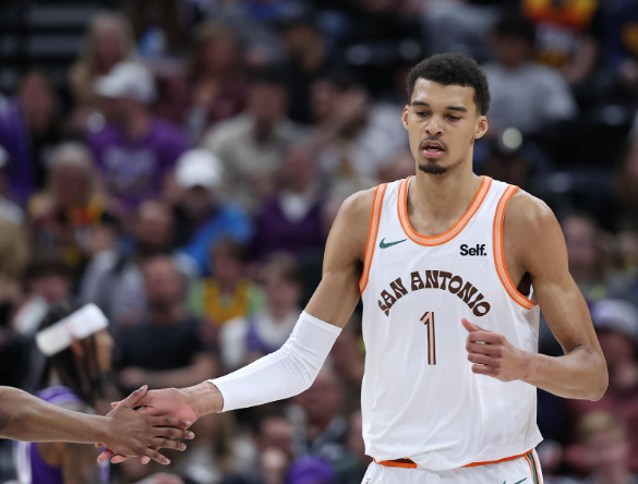 尼克斯：狂飙突进，剑指巅峰