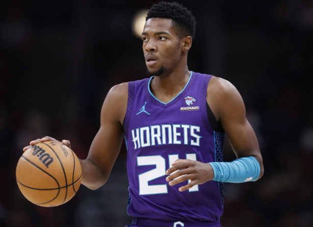 黄蜂：逆袭之路，从鱼腩到劲旅的蜕变