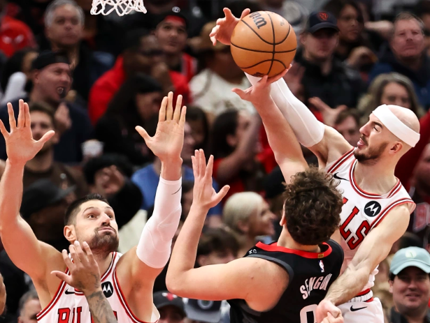 公牛：逆境中奏响的东部战歌