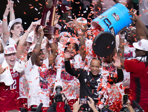 热火：在伤病与逆袭间淬炼铁血之魂