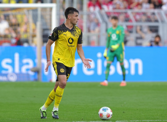 多特续约困局：顶薪留核心 谈判遇阻碍