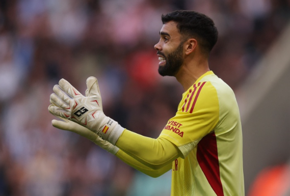 英超零封榜双雄并立！拉亚桑切斯领跑 门将成球队防守基石