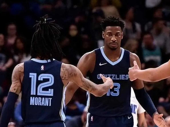 灰熊：逆袭与挣扎交织的西部征程