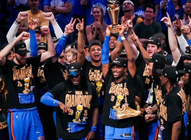 雷霆：青春风暴席卷联盟，王朝雏形初现