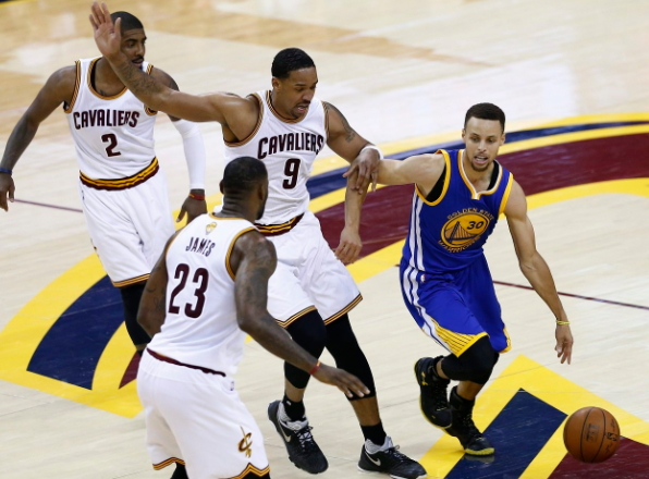 弗莱谈保罗派对冷场：领袖风格不同 詹姆斯邀约难拒绝