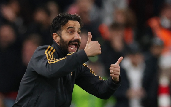 罗马诺：曼联冬窗拒签短期新援，阿莫林坚守长远建队