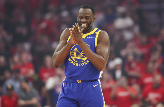 追梦赛后回应与科尔争吵：未与库里沟通，留守替补席即是责任