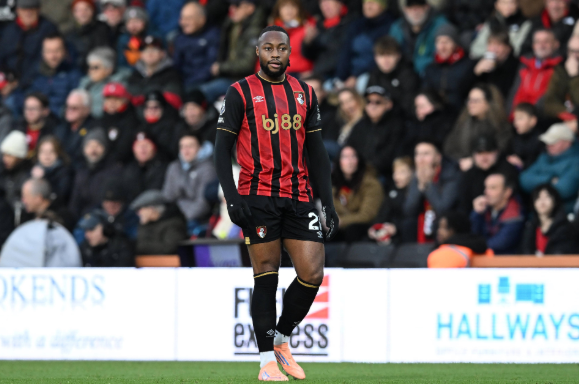 曼城领跑塞梅尼奥争夺，球员近期将定未来