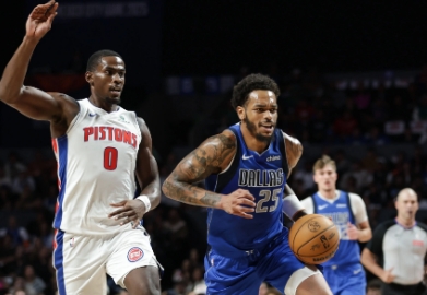 盐湖城困局：爵士主场难挡活塞铁骑碾压