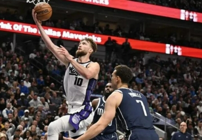 金色一号中心的攻防风暴：国王“双核驱动”能否冲垮独行侠复苏防线？