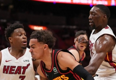 圣诞夜生死局：老鹰“残阵”逆袭，热火“铁血”守擂