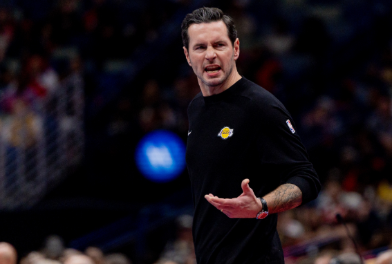 段冉直指湖人防守顽疾：三连败皆大比分 调整刻不容缓