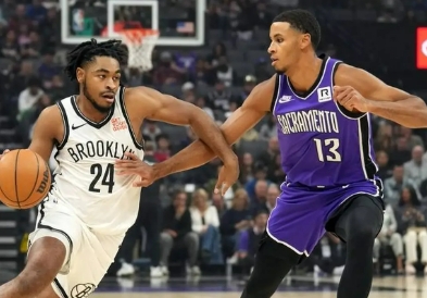 逆境交锋：国王主场迎战独行侠的破局之战