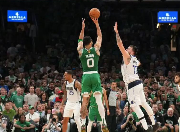 绿衫军：在起伏中探寻卫冕荣光的征程