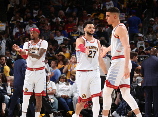 掘金：在赛场烽火中铸就传奇征程