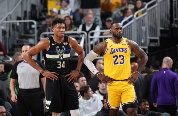 小里弗斯：字母哥最接近詹姆斯 但后者天赋独一档