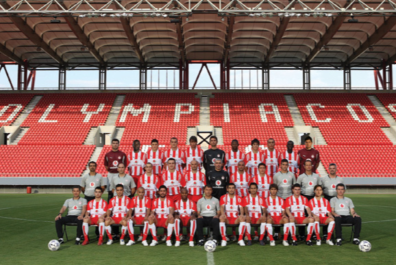 欧冠烽火中的“希腊铁军”：奥林匹亚科斯的逆袭征程