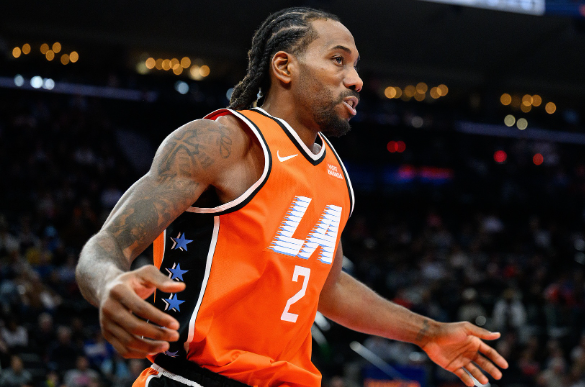 战神归来领连胜，小卡统治级表现成快船引擎