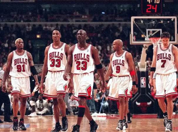 风城涅槃：公牛的起伏与重生之路