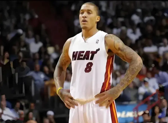 热火：逆境中燃起的东部烽火