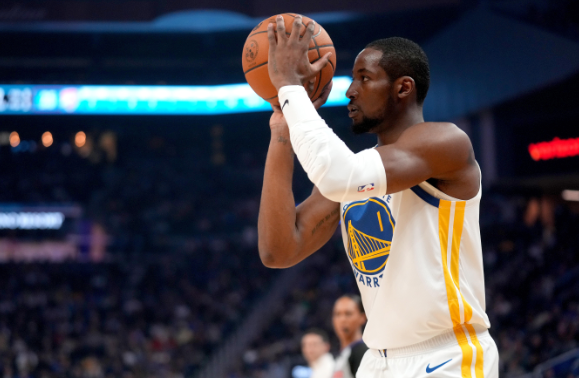 多队争抢库明加 开拓者鹈鹕奇才均抛橄榄枝