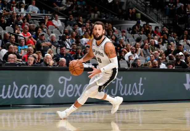 马刺：青春风暴席卷西部，逆袭之路势不可挡