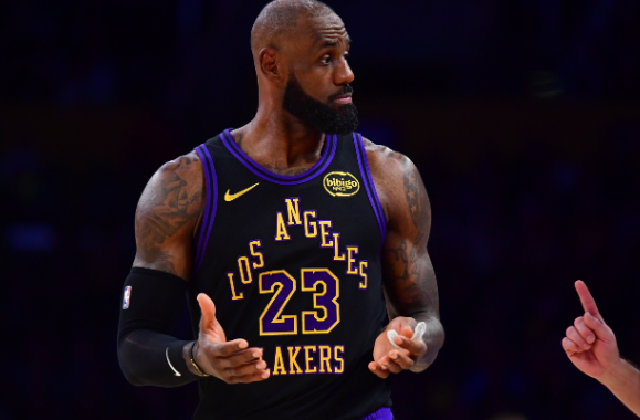 里奇·保罗强硬表态：詹姆斯不可被交易 除非他自愿