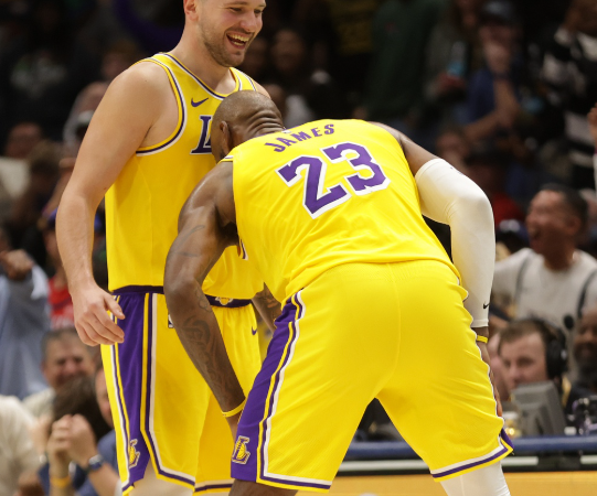 东契奇谈詹皇默契：沟通为核 配合渐入佳境