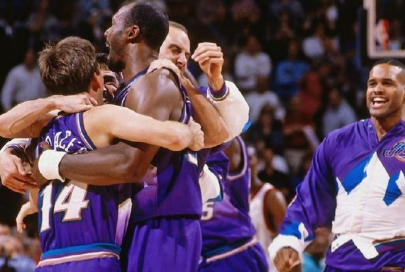 黄蜂阻击战：爵士能否延续客场强势？