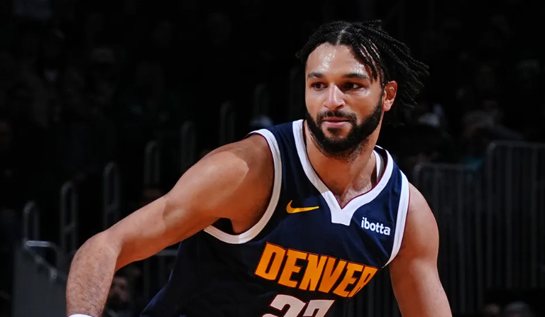 穆雷17助导演逆转 沃特森30分闪耀绿军主场