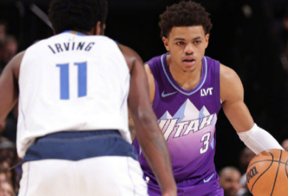 残阵独行侠客场挑战五连败爵士 谁能破局西部末位之争？