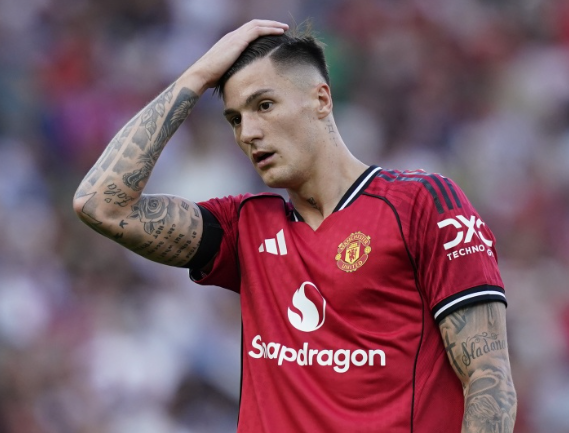 哈格里夫斯批曼联锋线：单靠舍什科太冒险