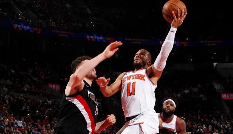 末节狂飙破连胜 尼克斯客场擒开拓者