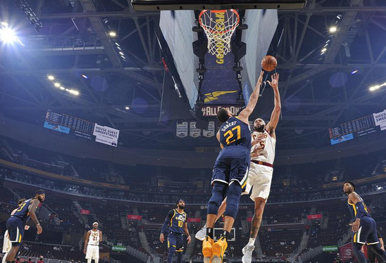 盐湖城寒夜：爵士55分惨败背后的重建之困