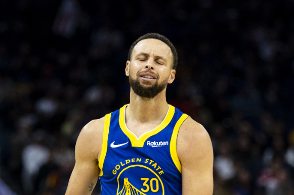 库里31分难救主：NBA节奏太疯狂，2-4分钟崩盘定败局