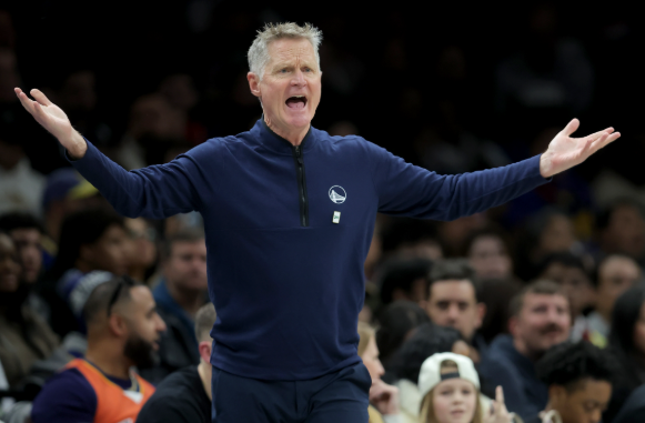 科尔力挺首发阵容 坚守连续性优先原则