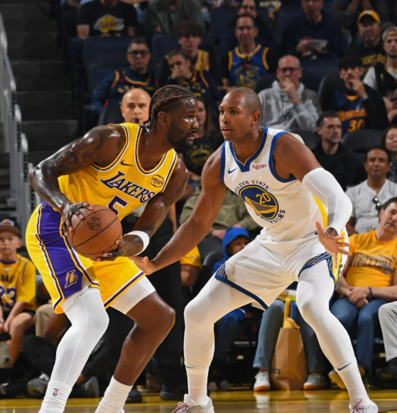 约基奇缺阵仍坚挺！掘金险胜鹈鹕豪取5胜 明日客场战残阵独行侠迎考验