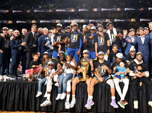 勇士：逆境中绽放，主场龙强势崛起