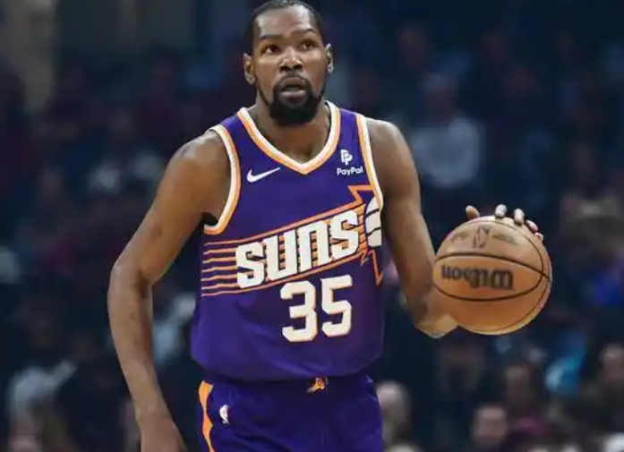 伤病成转折：浓眉交易迷雾中，独行侠的重建十字路口