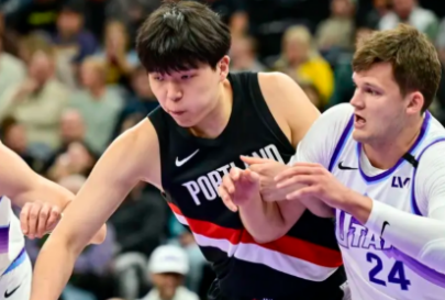 波特兰开拓者迎战亚特兰大老鹰：青春风暴与老牌劲旅的碰撞