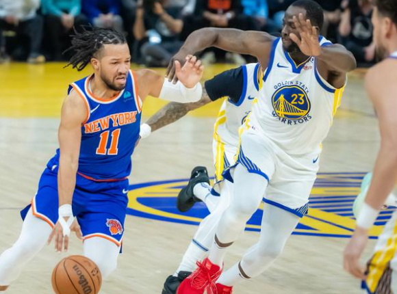 尼克斯：荣耀与低谷交织的征途