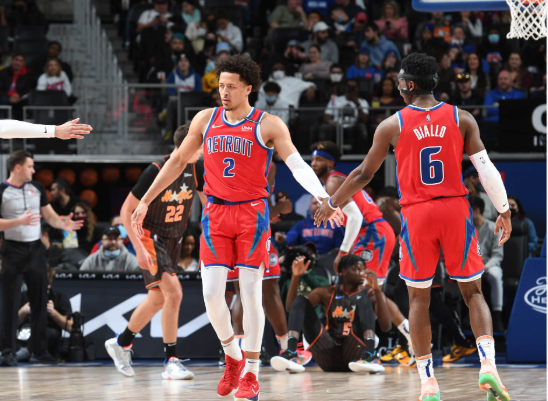 活塞狂飙：从重建到东部之巅的逆袭之路