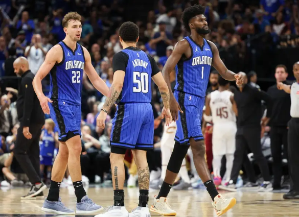 魔术：逆境中绽放的青春风暴