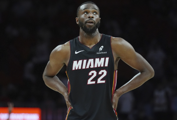 库里温情谈维金斯 重逢满是冠军情谊