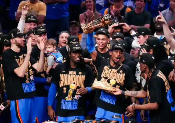 雷霆：青春风暴席卷NBA，赛季征程跌宕起伏