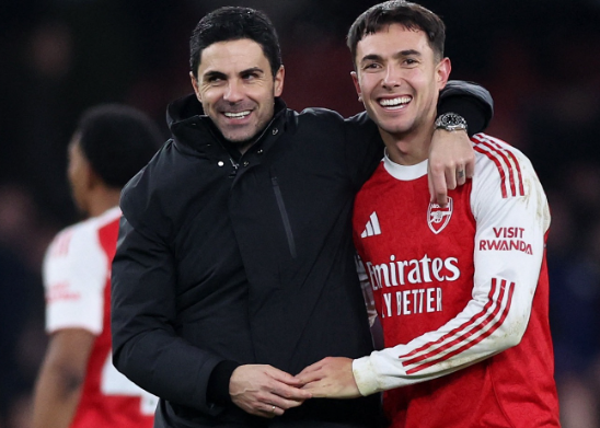 希勒力挺巴黎阿森纳争冠