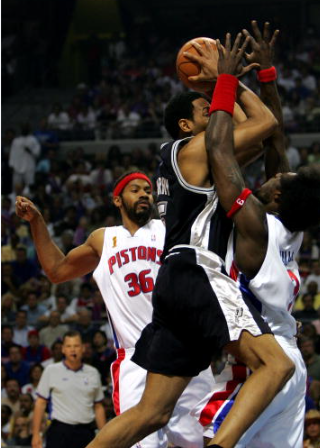 詹姆斯迎常规赛唯一“克星” 21胜24负纪录待改写