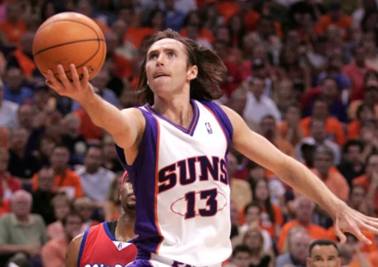 湖人客场战掘金首发出炉：东契奇搭档詹姆斯 大个阵容迎强敌检验