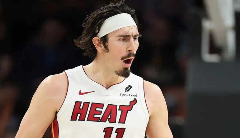 替补奇兵雅克领跑联盟 热火客场擒太阳获两连胜